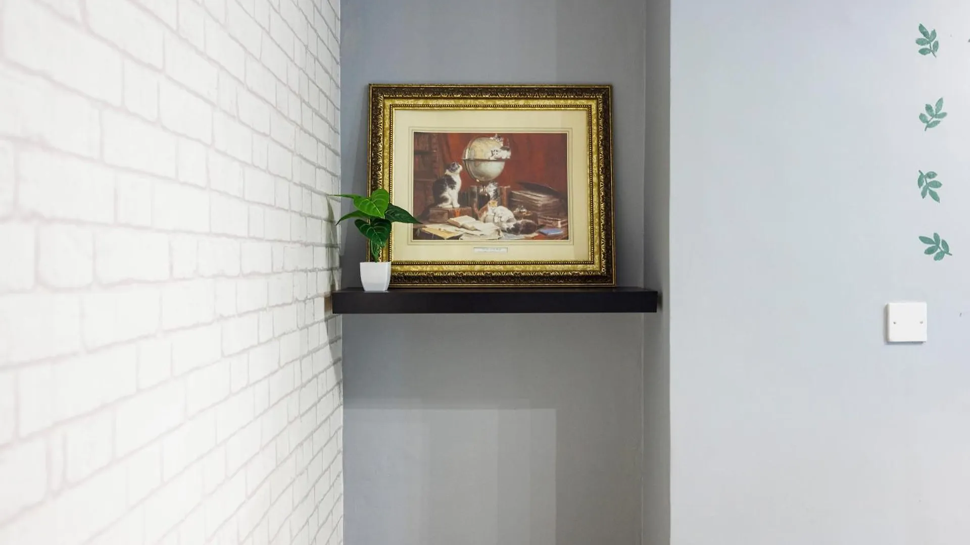 Spacious 2-Bedroom Apartment With Terrace, Garden Views & Free Wifi Near Olympic Stadium Λονδίνο